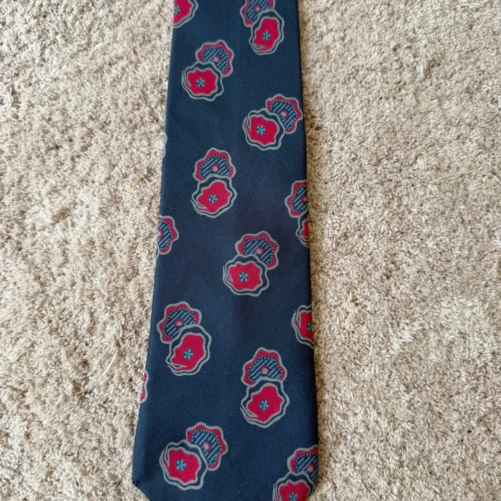 Envoy Mens Silk Tie Navy Blue Red Abstract Floral Poppy Pattern RN 20041 58x3.25